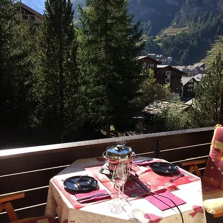 Hausroc-zermatt 아파트