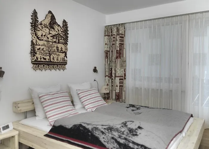 ハウスロック アパート *